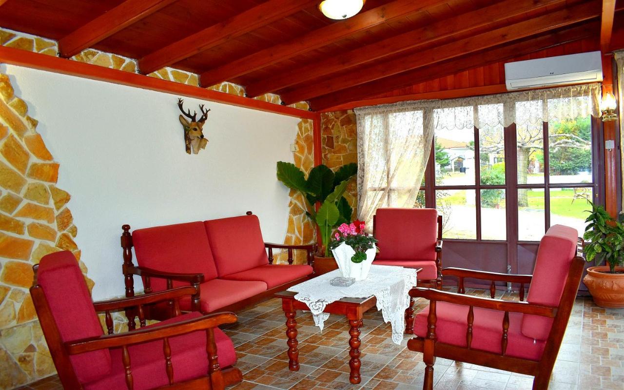 Hotel Relax Pozar Káto Loutrákion Exterior foto